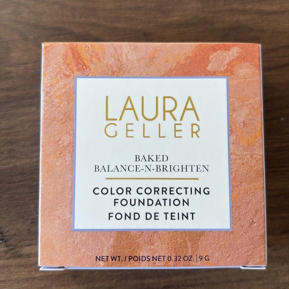 Laura Geller Color Correcting Foundation (Fair) - Picture 2 of 9